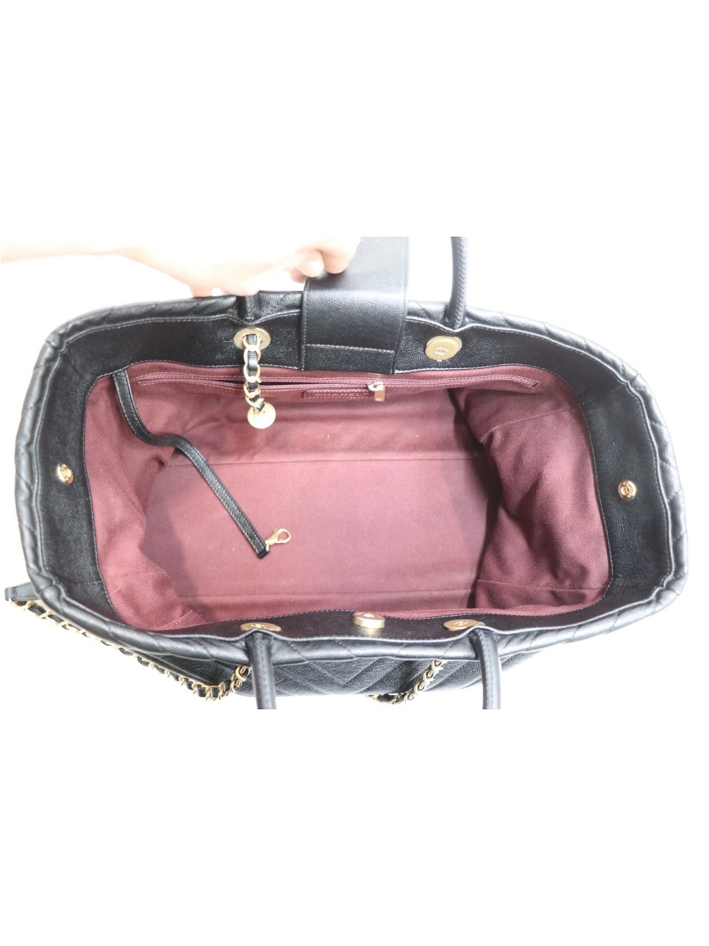 CHANEL CAVIAR LEATHER CC TOTE - Picture 9 of 11